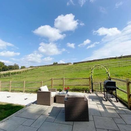 הוילה Hazelwood Luxury Detached Peak District Stone Barn - Dog Friendly מראה חיצוני תמונה