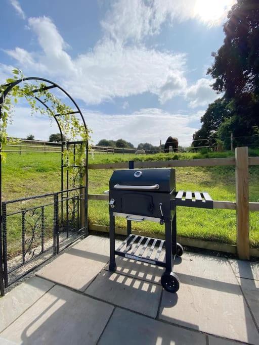 הוילה Hazelwood Luxury Detached Peak District Stone Barn - Dog Friendly מראה חיצוני תמונה