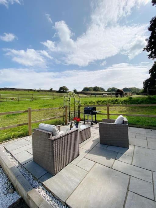 הוילה Hazelwood Luxury Detached Peak District Stone Barn - Dog Friendly מראה חיצוני תמונה